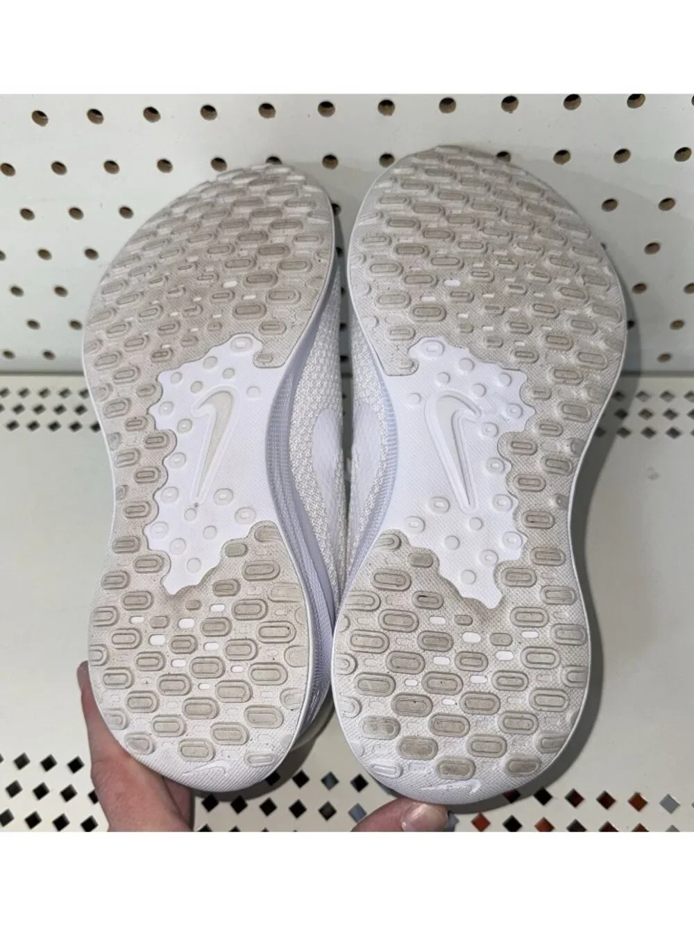 Nike excellent see